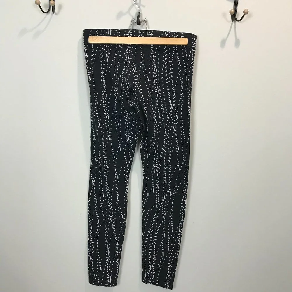 NIKE Sz M Leggings